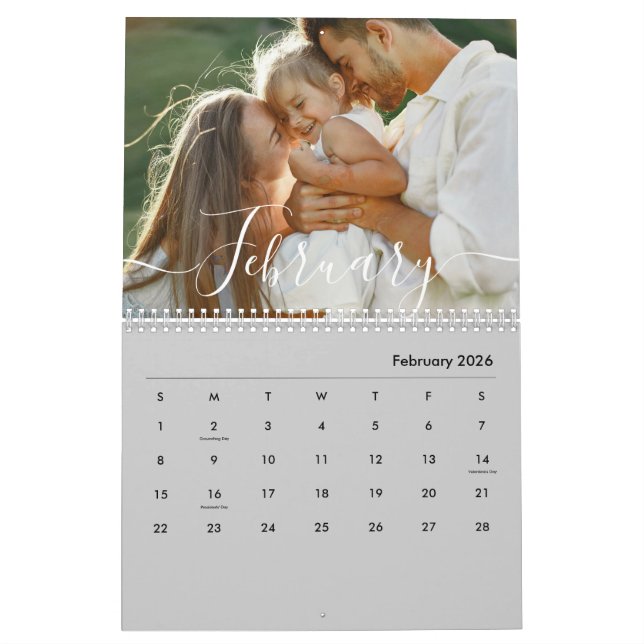Calendrier Custom Family Photo | Personalized Modern Gray (Feb 2026)