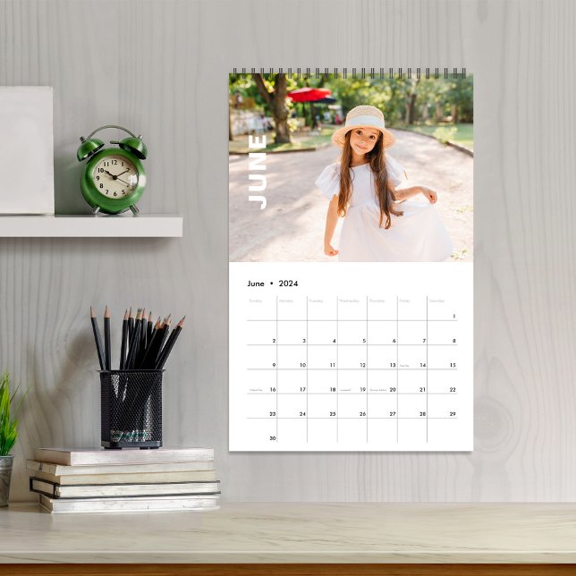 Calendrier Mois photo simples Typographie minimaliste Cool (Simple minimalist full bleed photo calendar)
