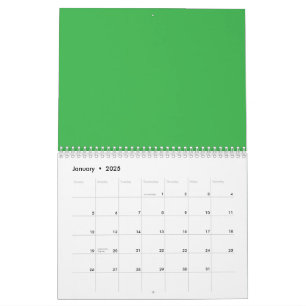 Calendrier Un paysage verdoyant peuplé d'arbres verdoyants.
