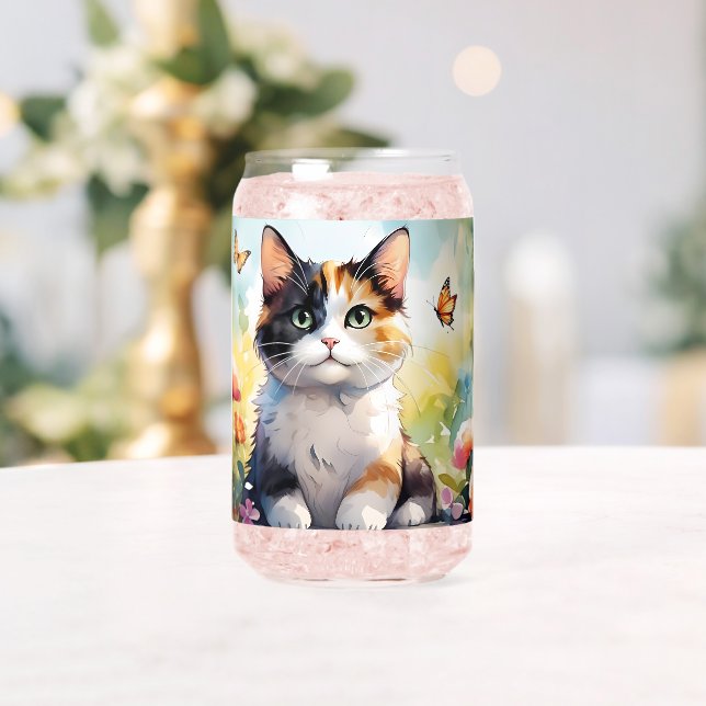 Calico Cat dans le jardin de printemps avec papill (Insitu (Mariage))