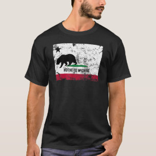 California Bear Is Moving To Wyoming  Walking Away T-Shirt