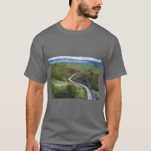 California Road Design Logo – Adventure Awaits on  T-Shirt