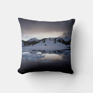 California, Sierra Nevada Mountains 13 Throw Pillow