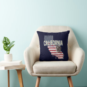 California United States Retro State Map Vintage Throw Pillow