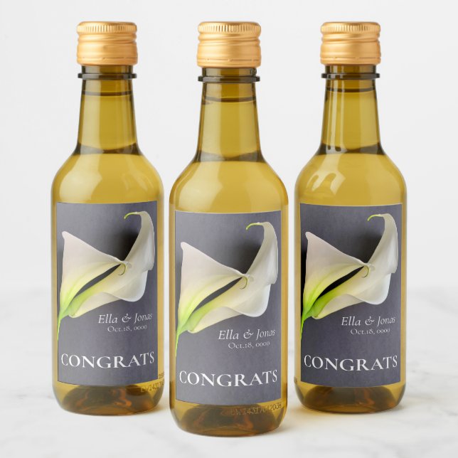 Calla lilies on grey wedding wine label (Bottles)