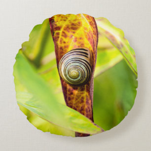 calm attachment round pillow