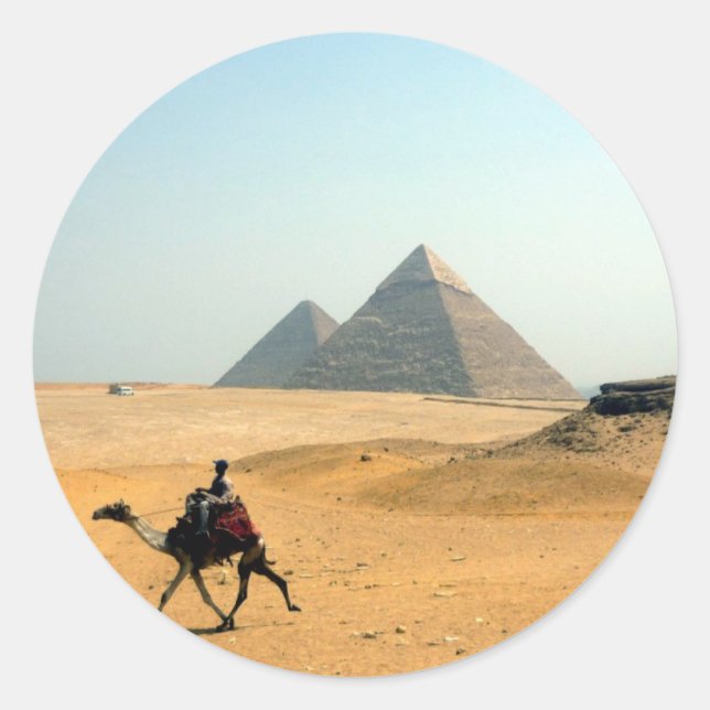 camel pyramid classic round sticker (Front)