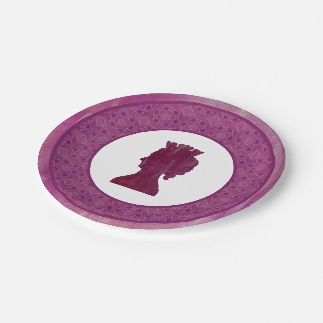 Camelot: Queen Paper Plate (Angled)