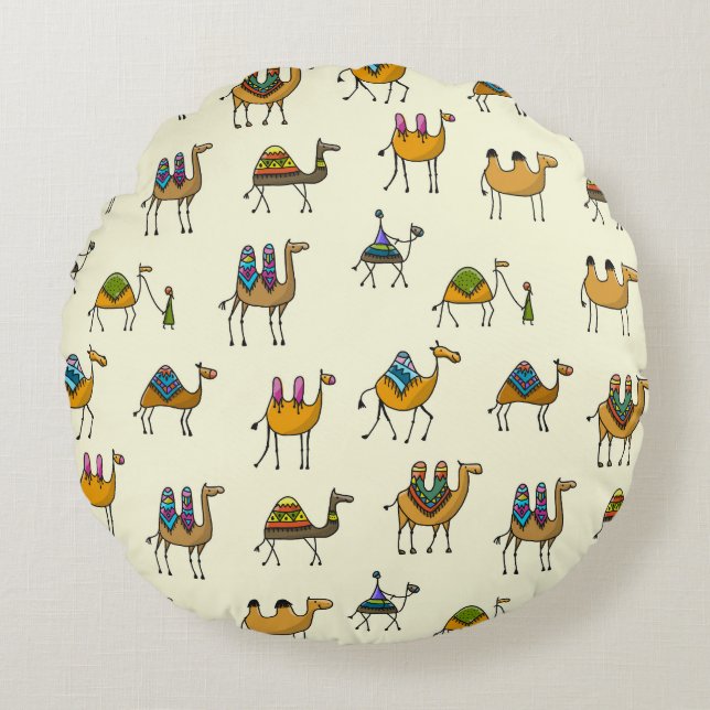 Camels Caravan Decorative Seamless Pattern Round Pillow (Front)