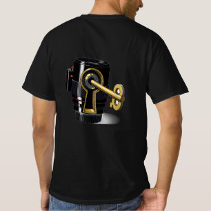 Camera Lens Lock – Creative Photographer Key T-Shirt