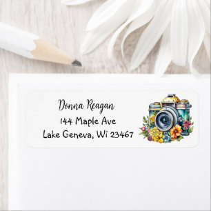 Caméra vintage avec aquarelle de jolies fleurs