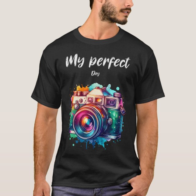 Camera Watercolour Photographer Gifts For Birthday T-Shirt (Front)