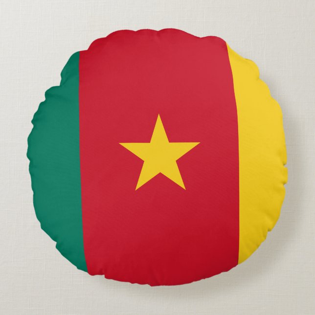 Cameroon Flag Round Pillow (Front)