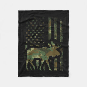 Camo American Flag Moose Hunting Gift For Hunter M Fleece Blanket