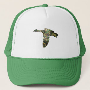 Camo - Mallard Duck in Flight Trucker Hat
