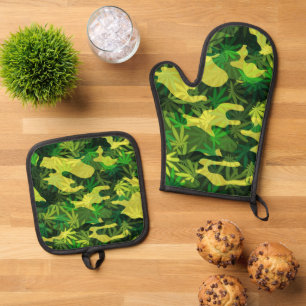 Camouflage Design Camo Oven Mitt & Pot Holder Set