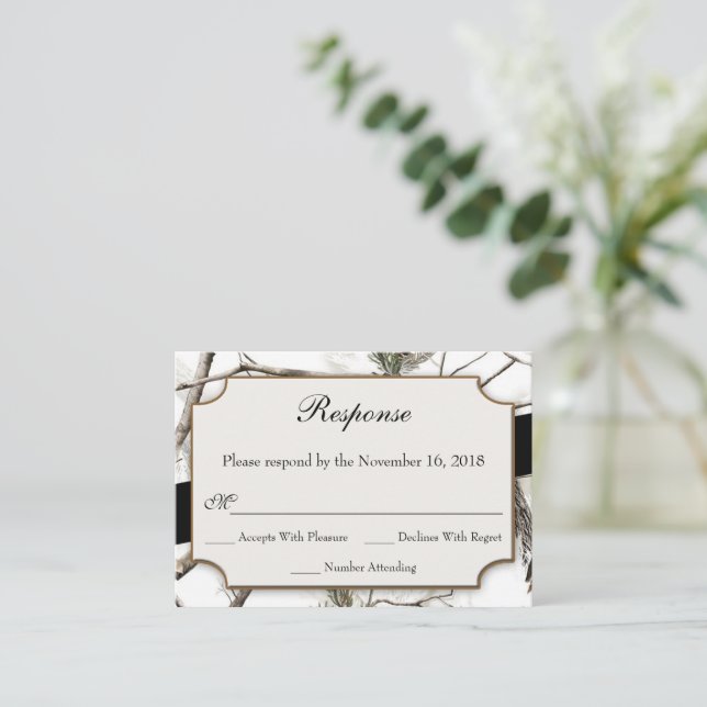 Camouflage d'hiver Mariage petites cartes RSVP (Debout devant)