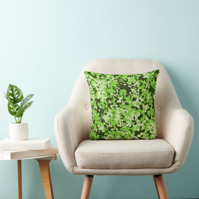 camouflage pattern 5 green throw pillow (Chair)