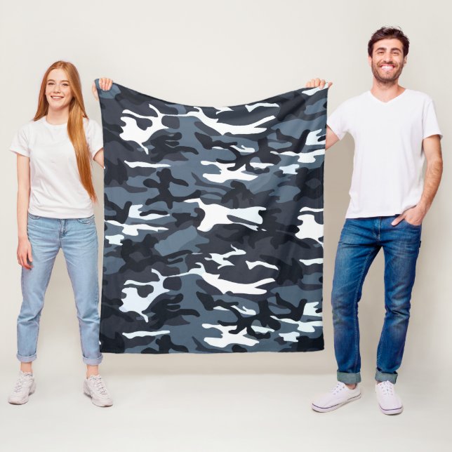 Camouflage Pattern Design Fleece Blanket (In Situ)