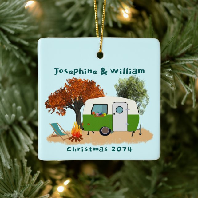 Camping Couple Ornement de Noël personnalisé (Arbre)