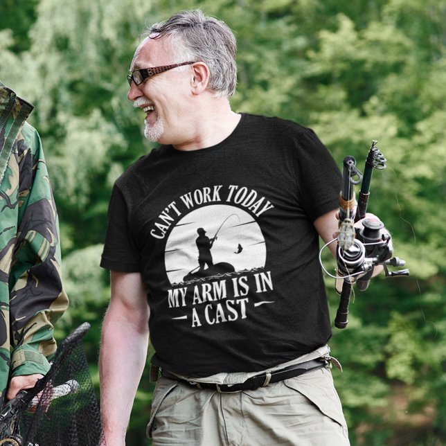 Can’t Work Today My Arm Is In A Cast T-Shirt (Creator Uploaded)