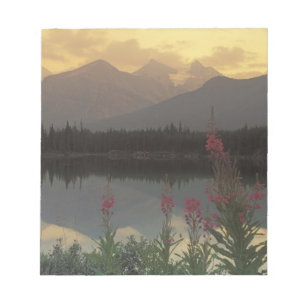 Canada, Alberta, Banff. Sunrise scenic of Notepad