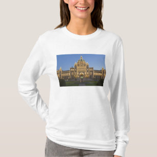 Canada, BC, Victoria, BC Legislature Building at T-Shirt