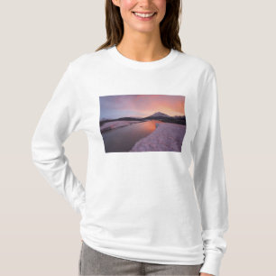 Canada, British Columbia, Alsek River Valley. T-Shirt
