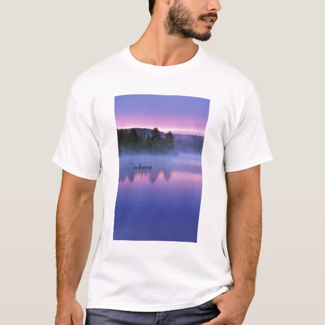 Canada, Ontario, Algonguin Park, Canoeist on T-Shirt (Front)