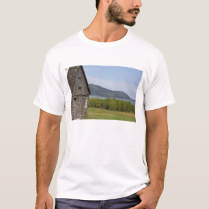 Canada,  Quebec,  L'isle-aux-Coudres, T-Shirt