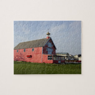Canada,  Quebec,  Perce. IMAGE RESTRICTED: Not Jigsaw Puzzle