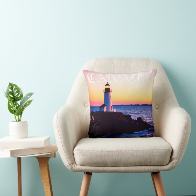 CANADA THROW PILLOW (Chair)