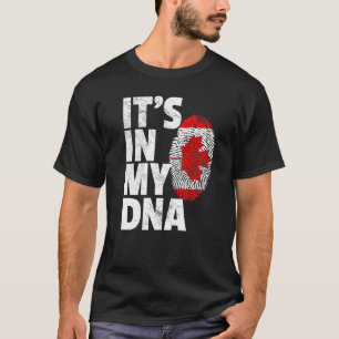 Canadian Canada Flag It's In My Dna Christmas Cou T-Shirt