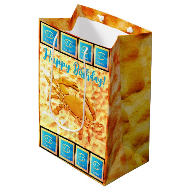 Cancer - Joyeux Anniversaire Moyen Sac cadeau (Devant Angle)