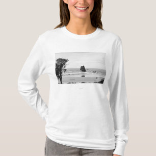 Cannon Beach, Oregon Scene with The Needles T-Shirt