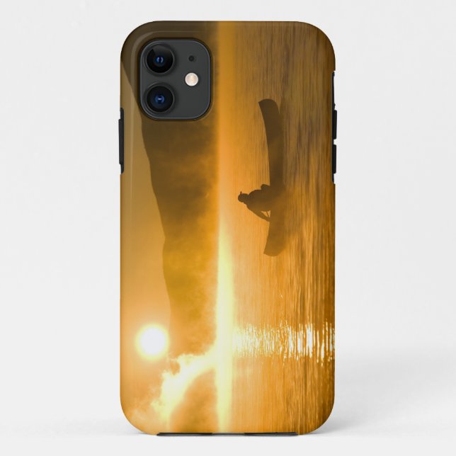 Canoeing in Lily Bay at sunrise, Moosehead Lake, Case-Mate iPhone Case (Back)