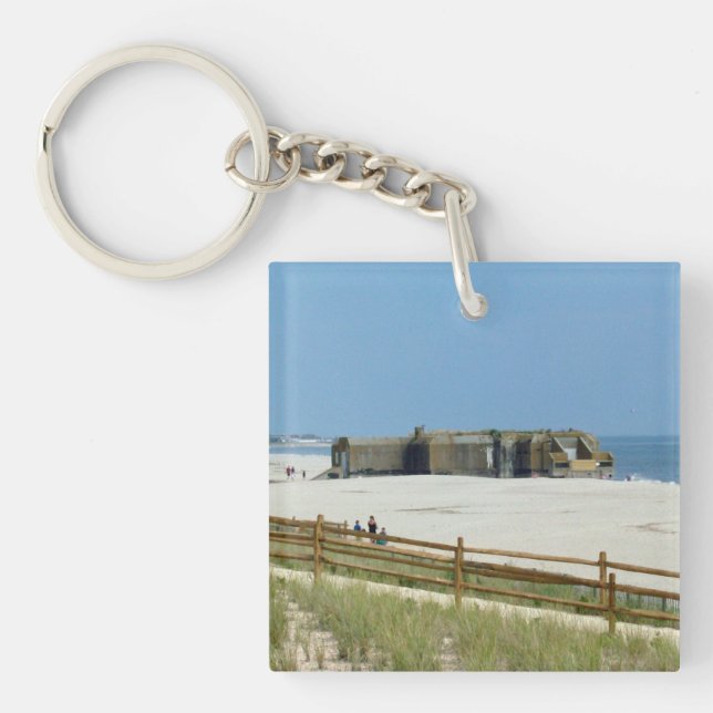 Cape May Lighthouse & Bunker Keychain (Front)