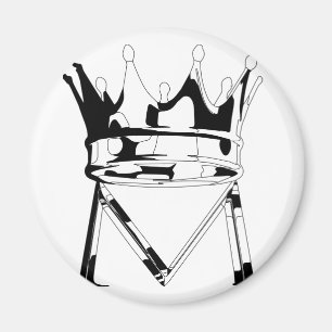 CAPITAL LETTER M WITH CROWN BLACK AND WHIT MAGNET