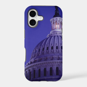 Capitole des États-Unis au crépuscule avec lumière