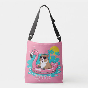 Capivara Stylosa in the summer with Boia Rosa Crossbody Bag