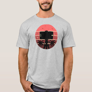 Capture Life Vibes – Tropical Sunset Creator T-Shirt