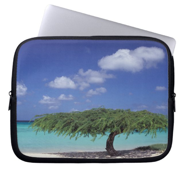 Caribbean, Aruba. Eagle Beach Laptop Sleeve (Front)