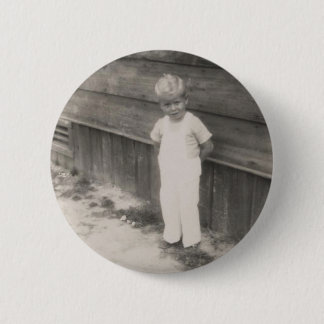 Carl 2 Inch Round Button