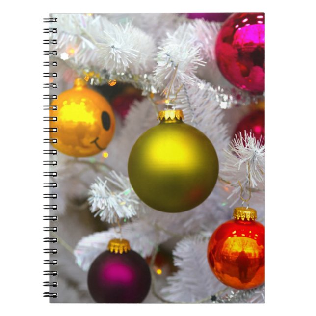 Carnet Arbre De Noël Blanc Aux Baubles Colorés (Devant)