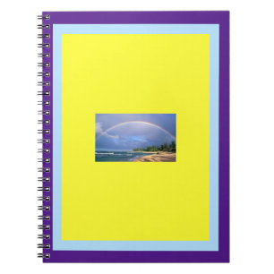 Carnet Arc en ciel sur un album photo spiral