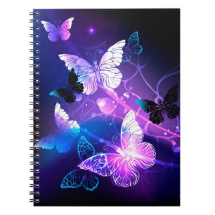 Carnet Arrière - plan avec papillons de nuit