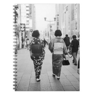 Carnet Asie, Japon, Tokyo. Geishas sur la Ginza.