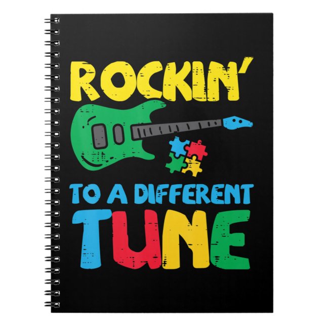 Carnet Attrape ce T-Shirt Rockin To Different Tune Guitar (Devant)