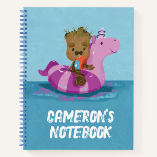 Carnet Baignade en Groot sur un flotteur de piscine