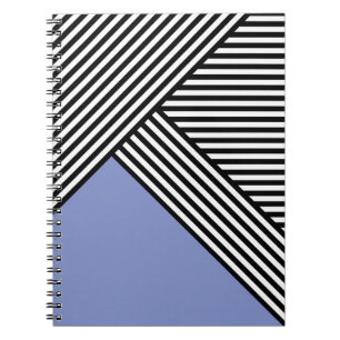 Carnet Bandes noires et blanches avec triangle bleu